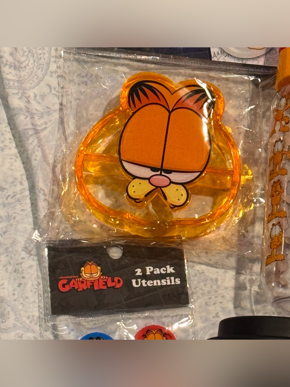 Garfield Kids Fun Tableware Set - Picture 5 of 9